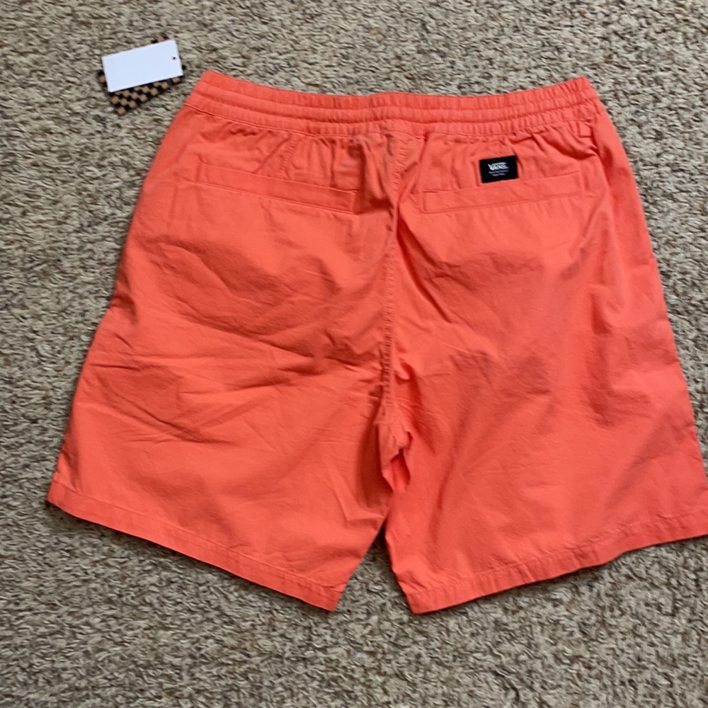 Vans men’s orange Range shorts - Picture 2 of 7